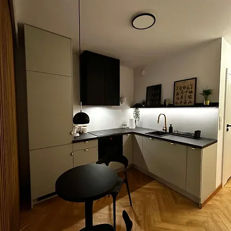 Kalwa Nest Stare Podgórze *